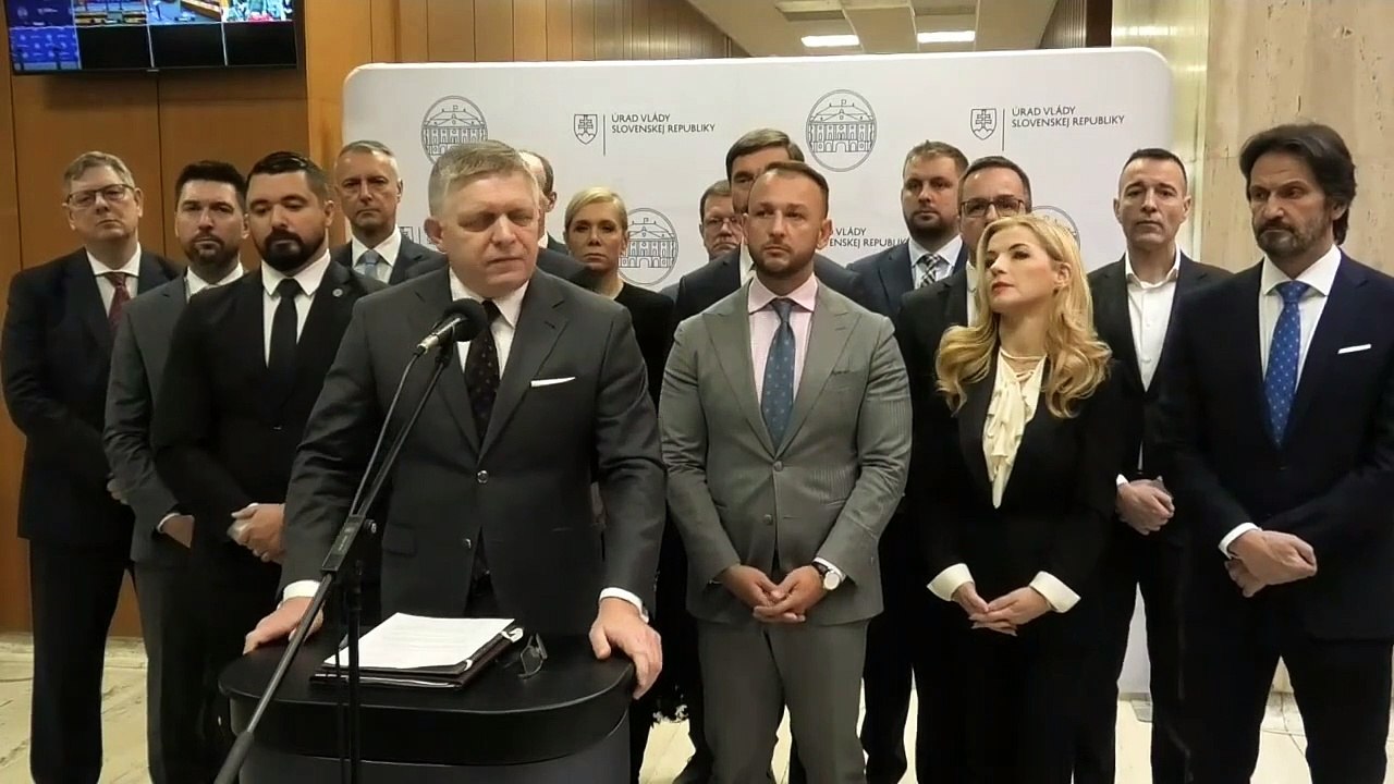 ZÁZNAM: Premiér: Nebudeme robiť žiadne kroky týkajúce sa zhromažďovacieho práva