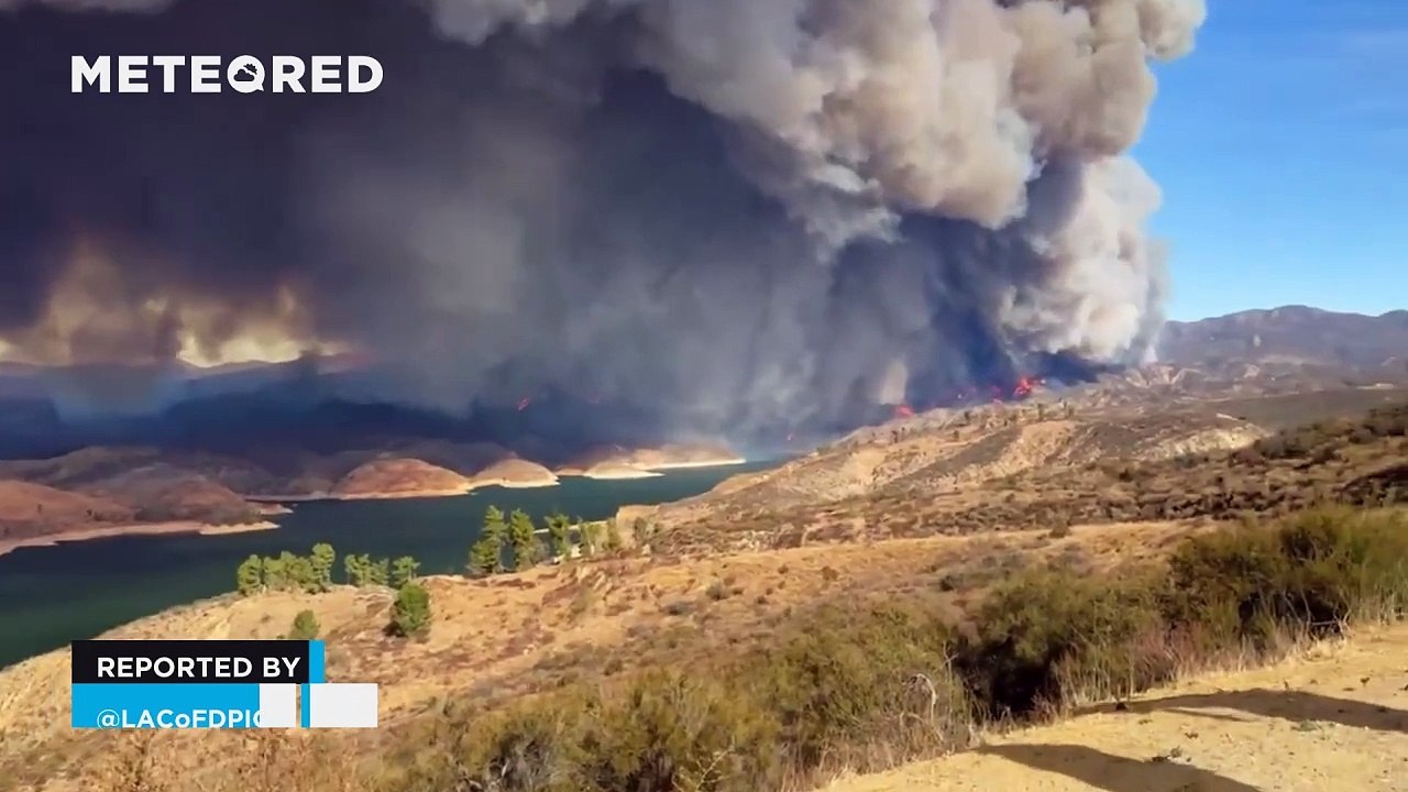 A new large wildfire burns thousands of hectares in Los Angeles County, California