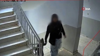 Zillere Bastı, Kamerayı Görünce Göbek Attı