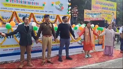अलीगढ़ मंडल के चार जनपदों में 26 जनवरी से बगैर हेलमेट के नहीं मिलेगा पेट्रोल, सभी डीएम ने पेट्रोल पंप संचालकों को जारी किए आदेश