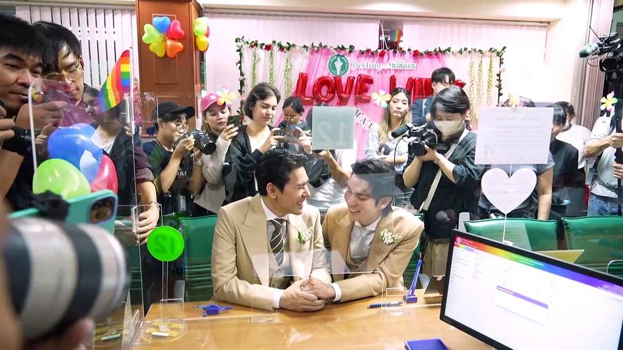 Cientos de parejas LGTB se casan en Tailandia al regir el matrimonio igualitario