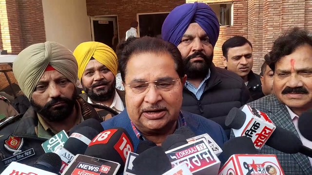 ਅੱਜ ਅੰਮ੍ਰਿਤਸਰ ਦੀ ਸਮੁੱਚੀ ਕਾਂਗਰਸ ਲੀਡਰਸ਼ਿਪ ਨੇ ਅੰਮ੍ਰਿਤਸਰ ਦੇ ਪੁਲਿਸ ਕਮਿਸ਼ਨਰ ਗੁਰਪ੍ਰੀਤ ਸਿੰਘ ਭੁੱਲਰ ਦੇ ਨਾਲ ਕੀਤੀ ਮੁਲਾਕਾਤ।