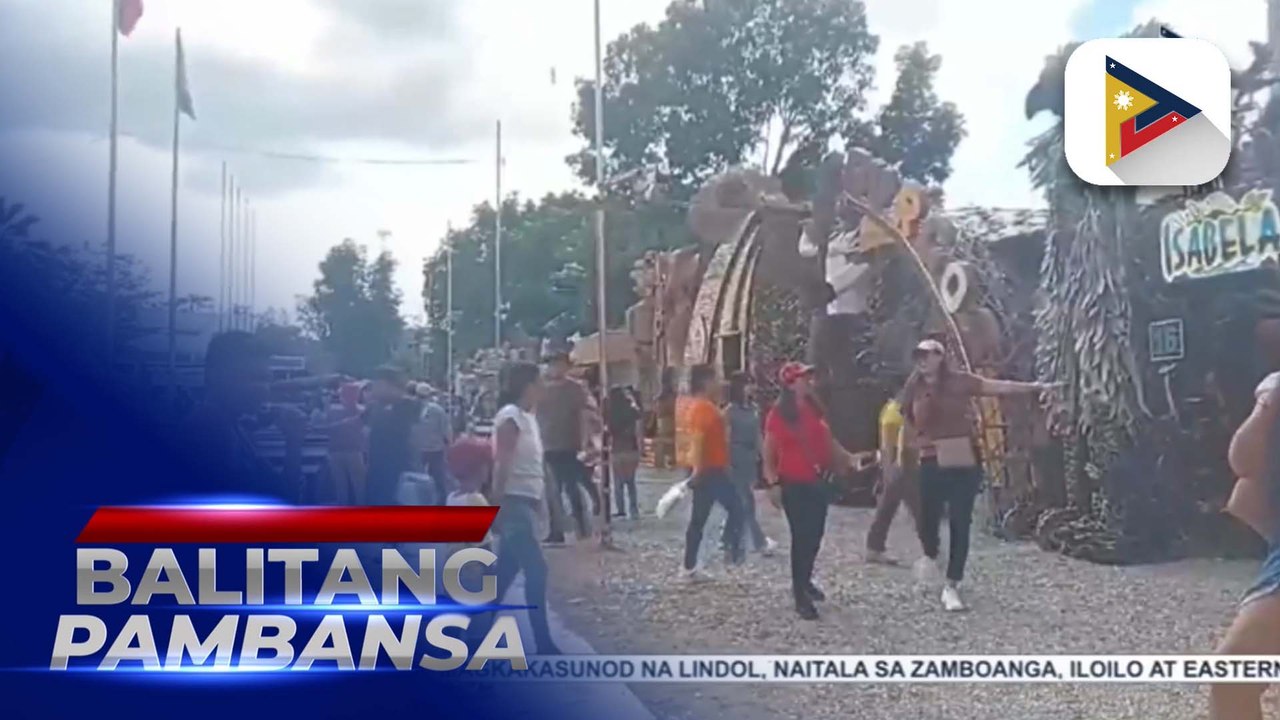 Naggagandahang mga booth at produkto ng mga taga-Isabela sa Bambanti Village sa Ilagan City, agaw-eksena sa Bambanti Festival