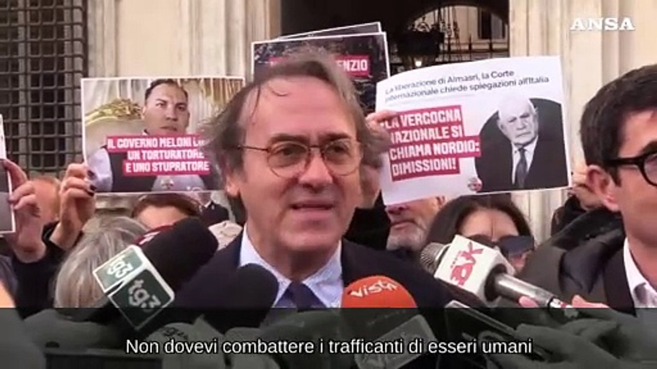 Almasri, flash mob di Avs davanti a Palazzo Chigi
