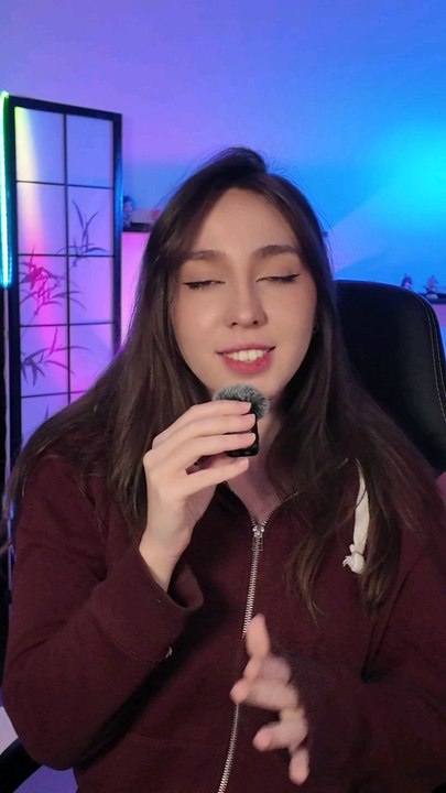 Discuter avec chatgpt sur whatsapp c'est possible ! C'est super pratique et simple à utiliser alors enregistre bien l'astuce 😎 #astuces #astuce #tips #samsung #android