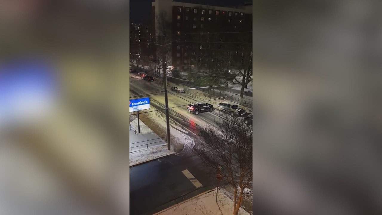 No te sale a ti ni en un millón de intentos: el aparcamiento más viral por su extrema dificultad