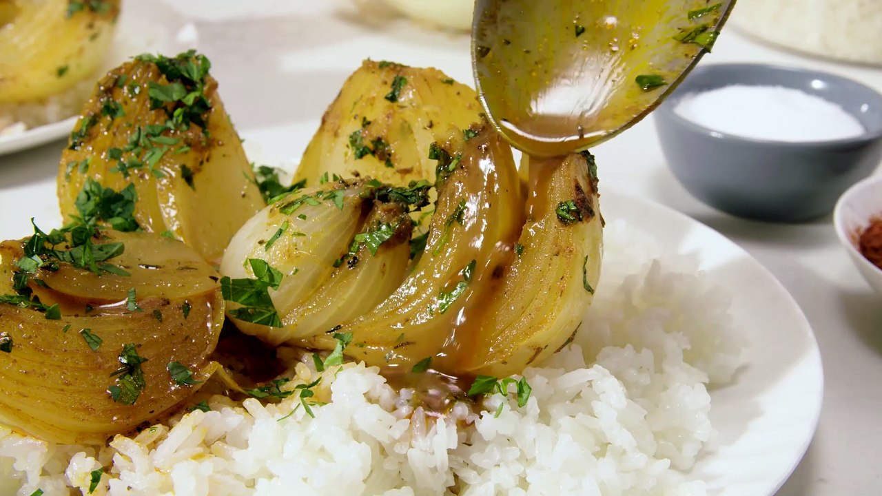 This Onion Boil Proves This Is One Trend That's Actually Worth The Hype