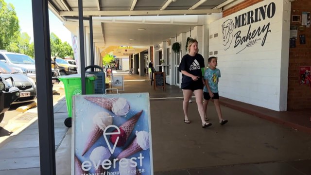 Temperatures set to soar up to 10 degrees above average in Queensland heatwave