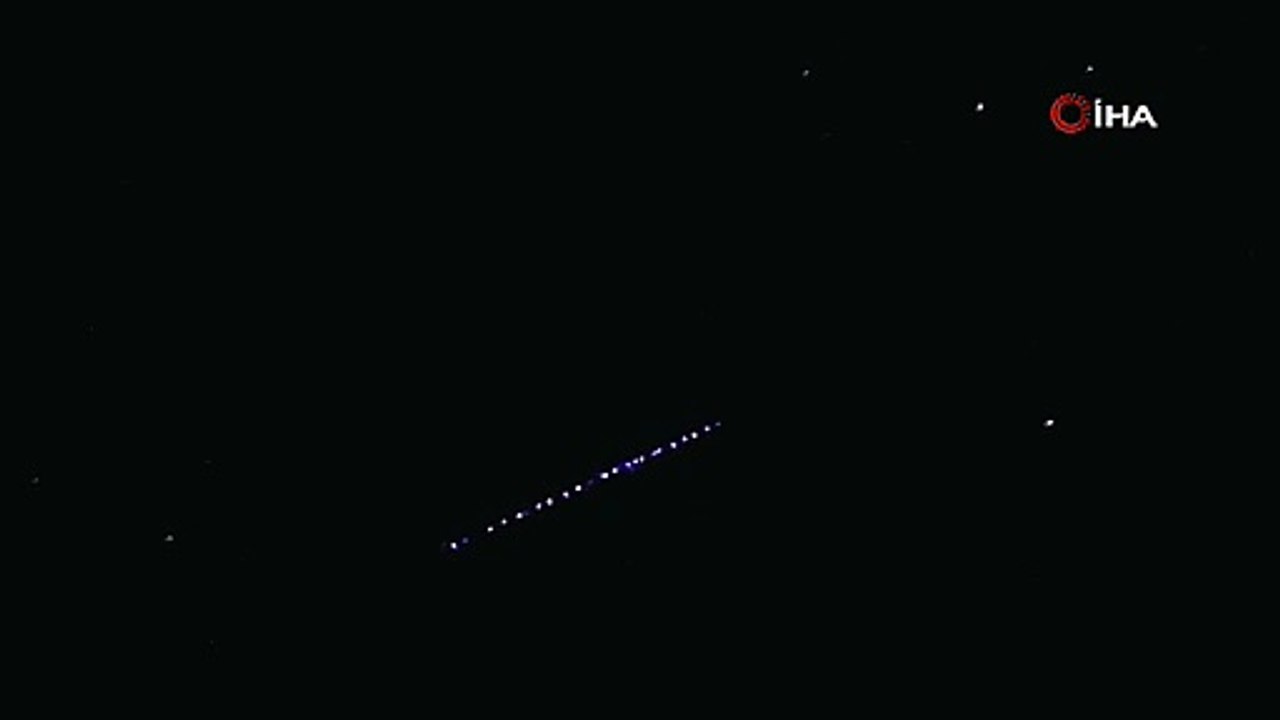 Elon Musk'ın imzası Türkiye semalarında böyle görüntülendi