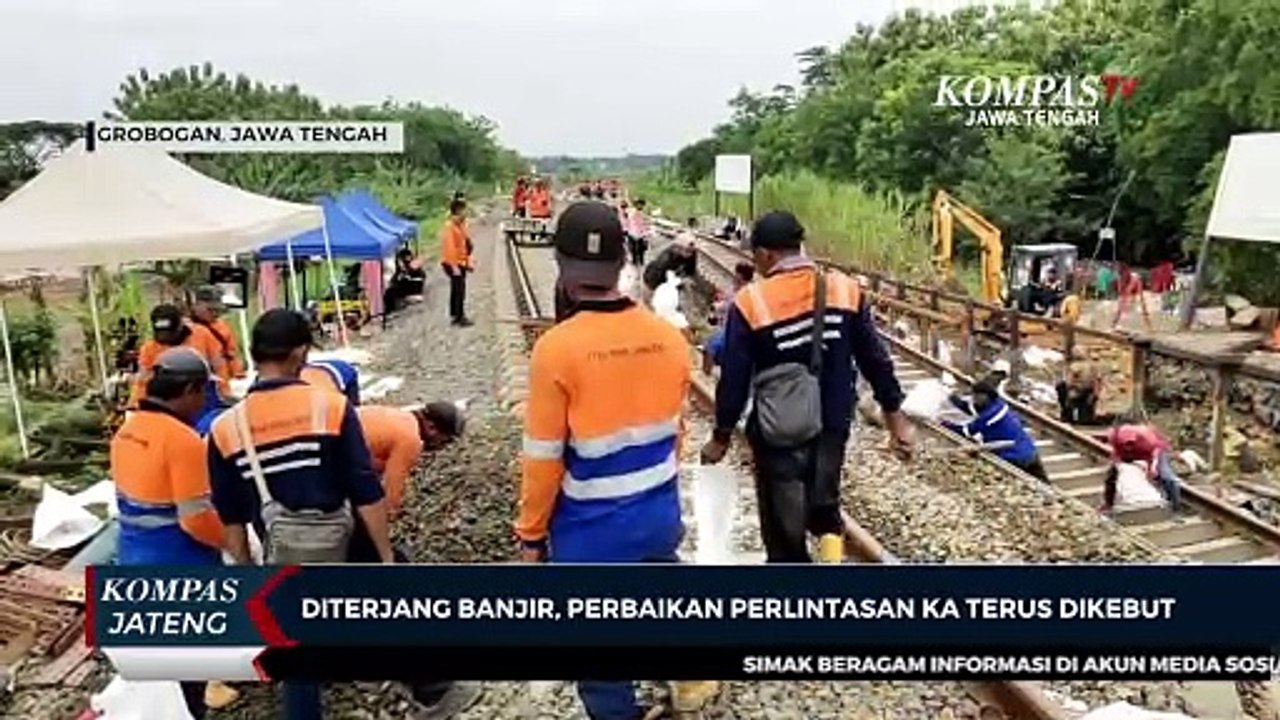 Diterjang Banjir, Perbaikan Perlintasan  Kereta Api di Grobogan Terus Dikebut