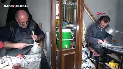 Sivas'ta Zanaatkarlar Çarşısı'nın Badegül'ü esnafın maskotu oldu: "Yalnızlığımı alıyor"