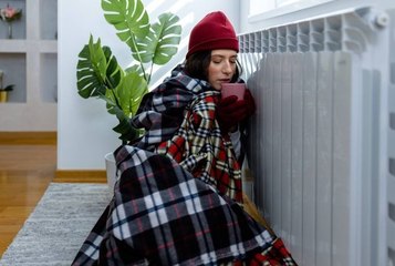 Pourquoi ai-je toujours froid ? Voici les principales causes sous-jacentes de l'intolérance au froid