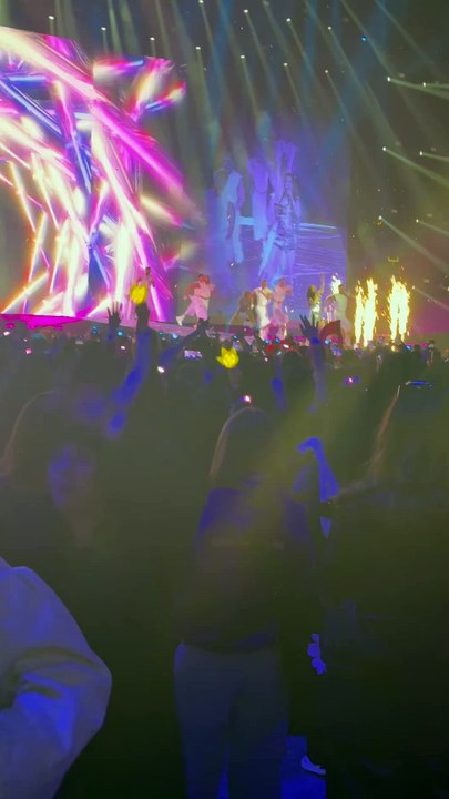 Katy Perry lors du final du "Gala des pièces jaunes, le concert évenement" à La Défense Arena à Nanterre le 23 janvier 2025. Le gala des Pièces Jaunes 2025 sera diffusé le 28 janvier, sur France 2 et sur la plateforme France.Tv.© Bestimage