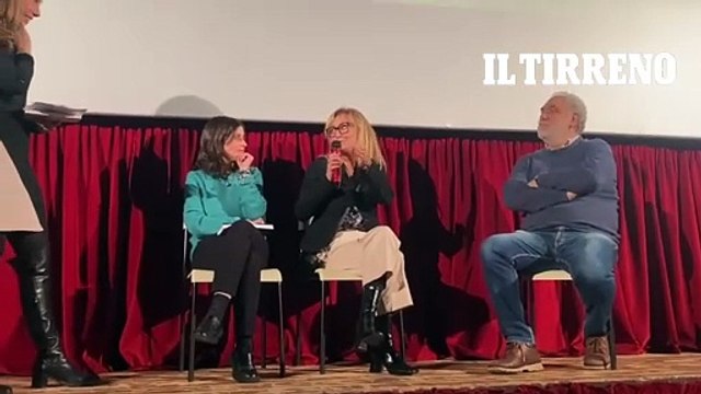 La bella vita torna a Piombino: Che emozione la cena a fine riprese con attori e regista