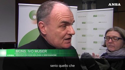 Vescovo Bolzano chiede scusa per gli abusi nella Chiesa