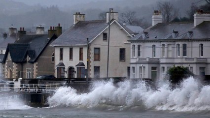 Rekordsturm fegt über Irland hinweg