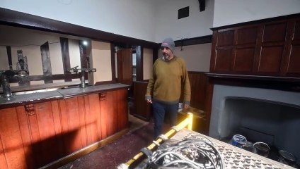 Work continues at historic Bilston's Greyhound pub.