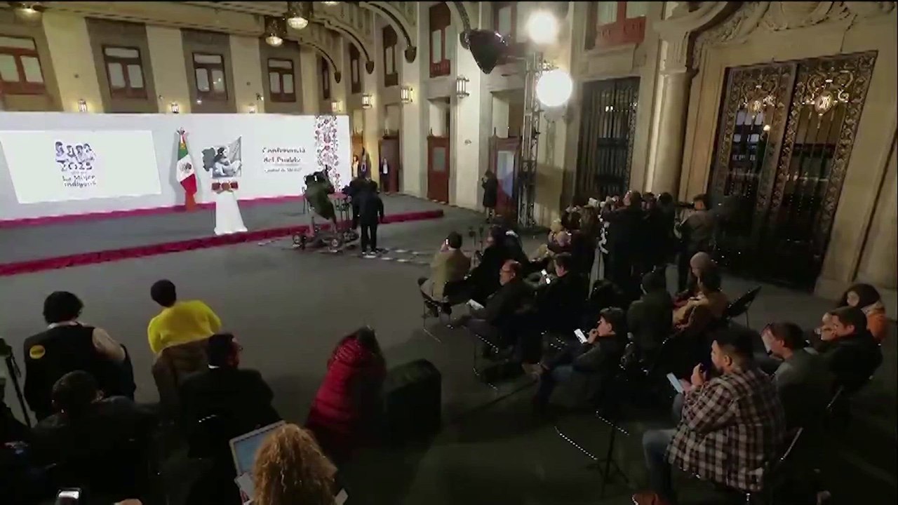Presidente de México califica el decreto de Trump sobre los carteles de drogas como inútil.