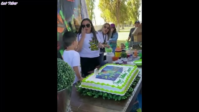 Funny Girls Fails 2025 TRY NOT TO LAUGH, Best Funny Videos Compilation, Best Girl Fails Of The Year Memes 2025 Instant Regret Compilation 2025 Epic Fails Instant Regret p2