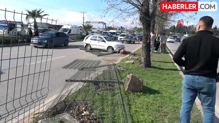 Makas Atan Araç Kazaya Sebep Oldu: 2 Yaralı