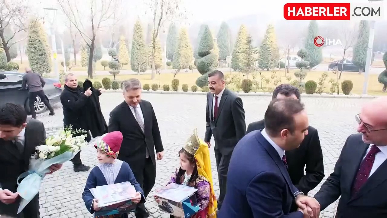 Sanayi ve Teknoloji Bakanı Kacır, Selçuklu Belediyesi'ni Ziyaret Etti