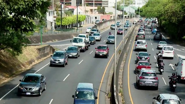 Conductores esperan que se elimine restricción vehicular en Circunvalación