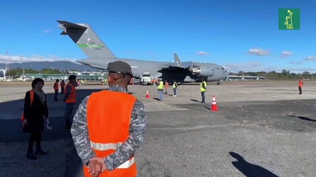 Dos aviones militares de EEUU con deportados llegan a Guatemala