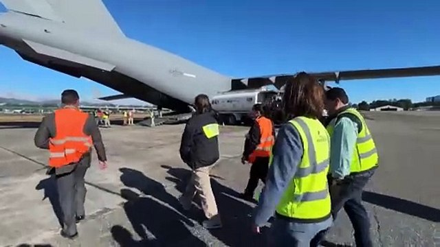 Dois aviões militares dos EUA com deportados chegam à Guatemala