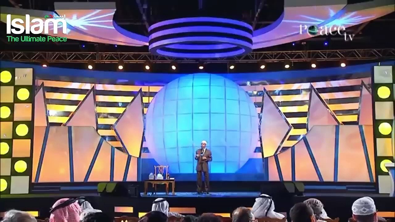 NON MUSLIM MAN CLAIMS HE IS GOD TO DR ZAKIR NAIK !