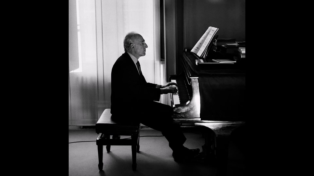 Du piano et de la guitare électrique ⚡ SOME CLASSICAL PIANO AND NEXT; SOME ELECTRIC GUITAR.