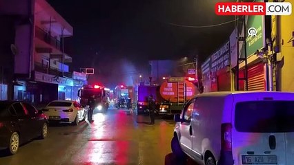 Oto galerisi küle döndü! 10 araç kullanılamaz hale geldi