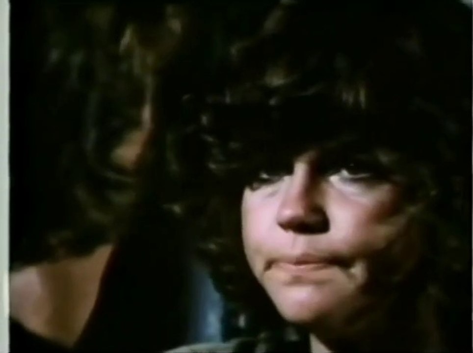 beyond the Poseidon adventure (1979) TV version - 25