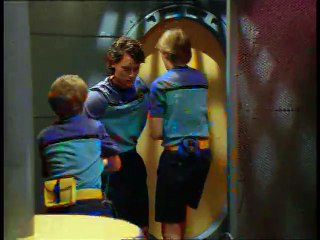 Océane (Ocean Girl) (1994) - Saison 3 - Épisode 8 - Une Aiguille dans une Meule de Foin (Français VF)