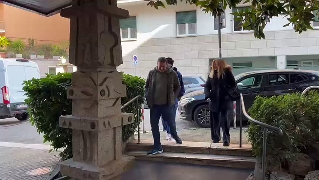 Lazio, Nuno Tavares arriva in clinica per gli esami - VIDEO