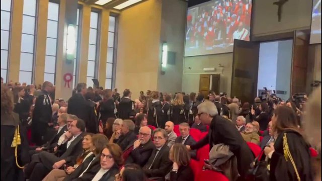 Magistrati milanesi lasciano l'Aula Magna: la protesta delle toghe milanesi contro la separazione delle carriere