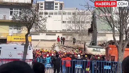 Konya'da Çöken Binada Son Kişinin Cansız Bedenine Ulaşıldı