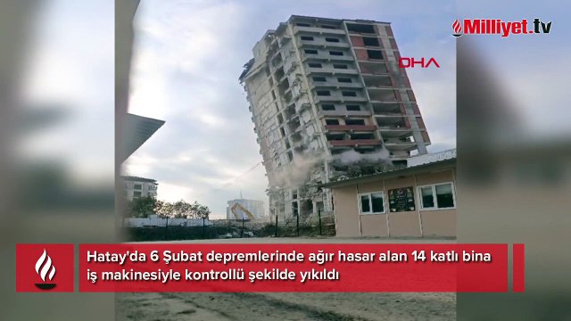 Toz bulutu etrafı kapladı! 14 katlı bina saniyeler içerisinde...