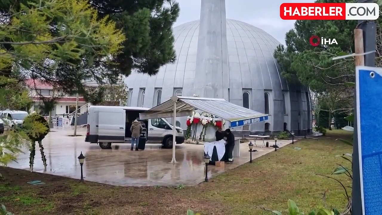 Otel Yangınında Hayatını Kaybeden Feray ve Oya Kanpolat Son Yolculuğuna Uğurlandı