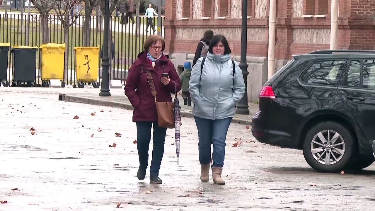 'Éowyn' pone este sábado a once provincias en aviso por olas, viento y niebla