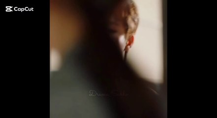 She rides the wind romantic kiss😘😘