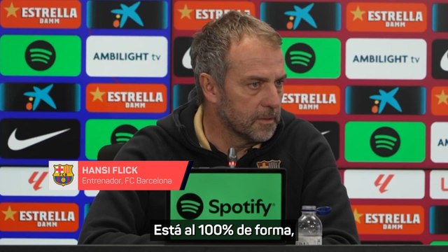 Hansi Flick deja dudas sobre la titularidad de Pedri