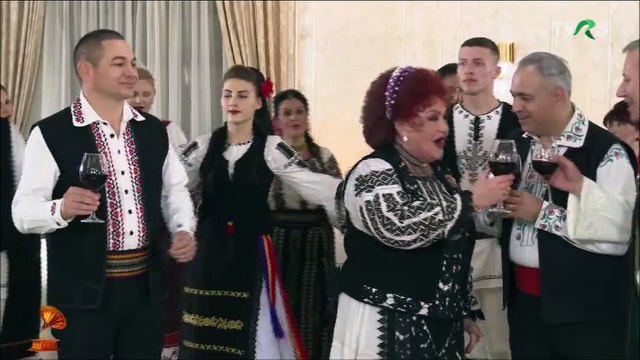Elena Merisoreanu - Hai, noroc si la multi ani (Revelion 2025 Din arhiva TVR - TVR 3)