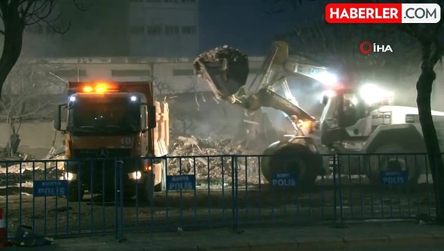 Konya'da Çöken Binada Enkaz Kaldırma İşlemi Tamamlandı