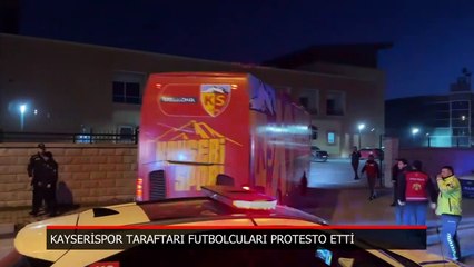Kayserispor taraftarından futbolculara protesto!