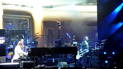 Elton John - Tiny Dancer