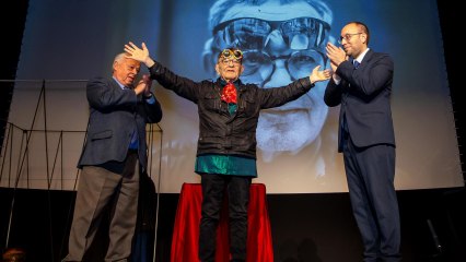 Medalla del Premio Castilla y León de las Letras 2023 a Fernando Arrabal en Ciudad Rodrigo