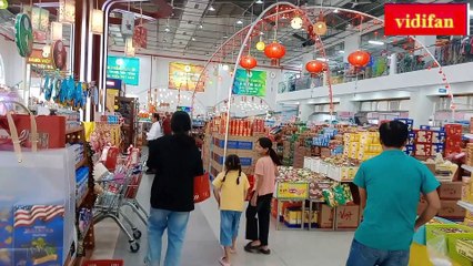 Tu Son supermarket on Tet holiday 2025