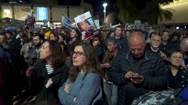 Thousands gather in Tel Aviv to celebrate return of hostages and demand release of those still held by Hamas