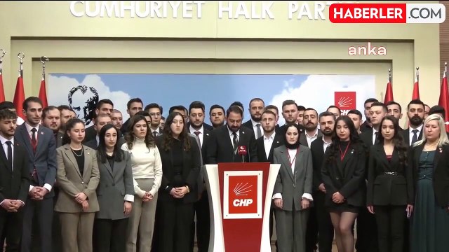 CHP Gençlik Kolları, Cem Aydın'a Destek Açıklaması Yaptı