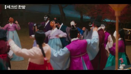 뒤를 쫓는 김의성에게서 도망치다 김지은의 정체를 알게 된 배인혁!